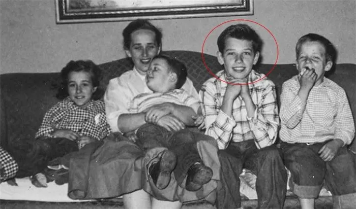 Джо Байден с матерью, братом и сестрой