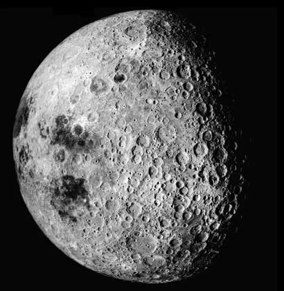  НАСА на обратной стороне Луны.
