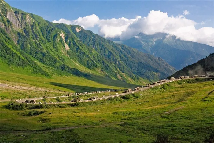 Северная и Южная Осетия - путешествие России на Кавказ