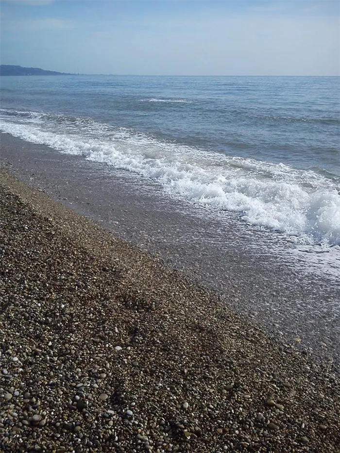 Черное море Абхазии - самое чистое.