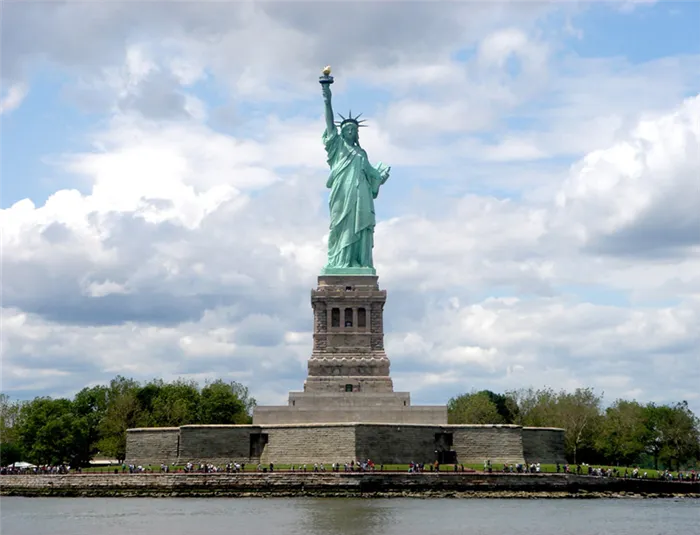 Статуя Свободы, Нью-Йорк.