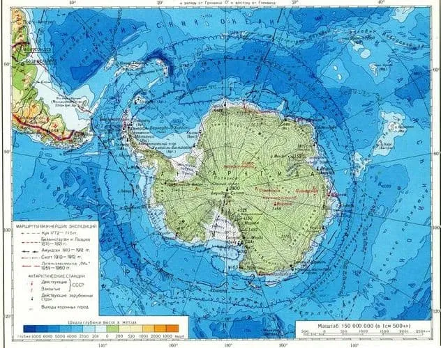 Океан, омывающий Антарктический континент - береговая линия Южного океана, море