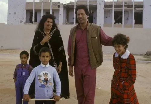 Муаммар Каддафи и его семья.
