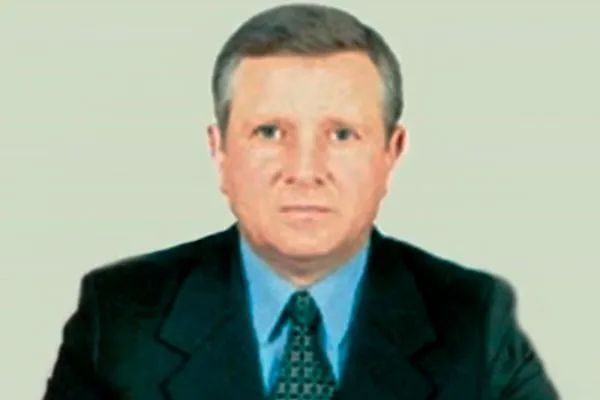 29 января Алексей Колесник, бывший председатель Харьковской областной администрации, был повешен в своем доме. Он был председателем Харьковского областного совета с 2002 года и покинул свой пост в начале 2004 года. Колесник не оставил предсмертной записки.