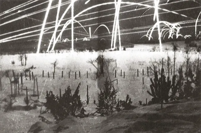  Сигналы вспыхивают на советско-финской границе в первые месяцы войны.