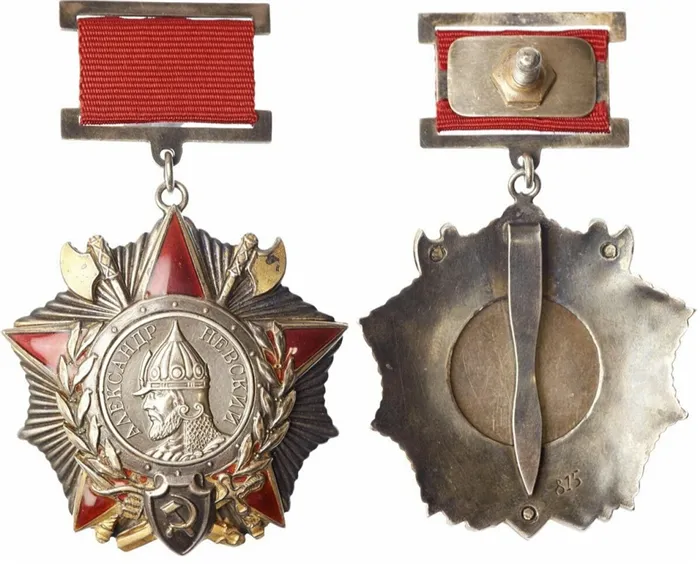 Батальон Александра Невского с булавкой (спереди и сзади 1 