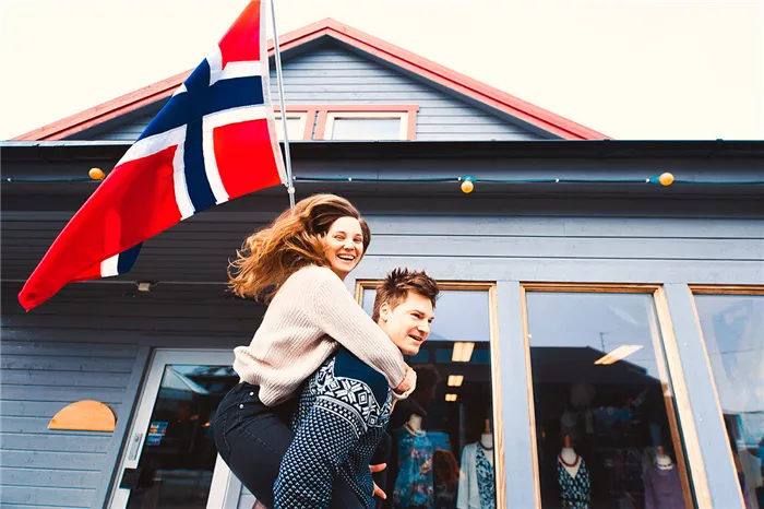 Купила мужу норвежский свитер - можно и покататься