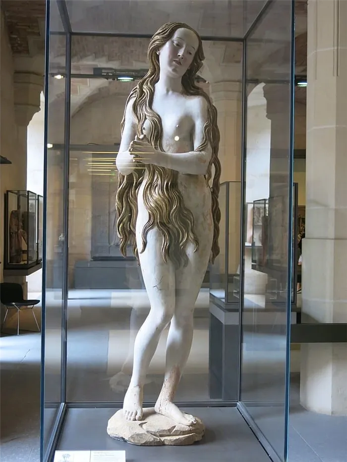 Грегор Эрхарт «Святая Мария Магдалина», начало XVI век, липа Местонахождение: Лувр, Париж, Франция