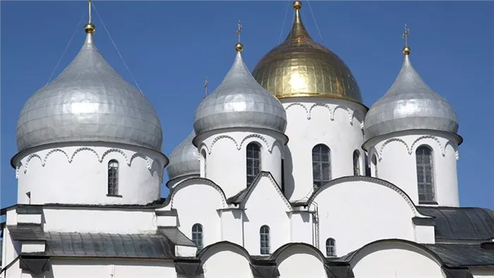 Купола Софийского собора в Великом Новгороде