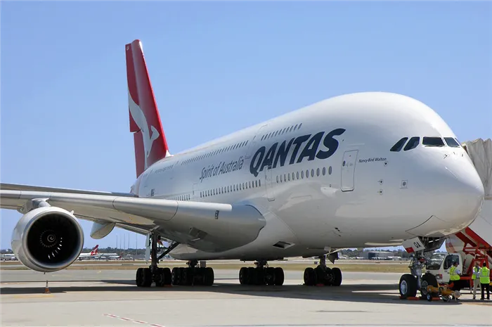  – Qantas_Airbus_A380-800_PER_Koch-1 – Движение24