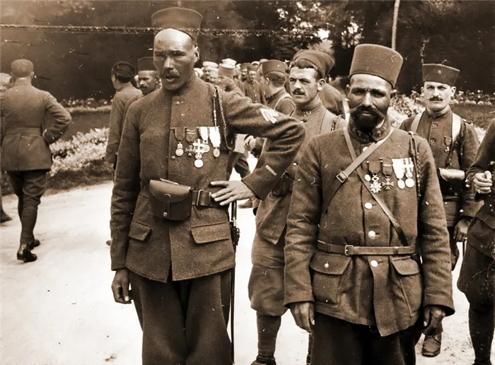 ​Первые алжирские солдаты, награждённые орденом Почётного Легиона. Франция, сентябрь 1916 года - Право умереть за европейскую «родину» | Военно-исторический портал Warspot.ru