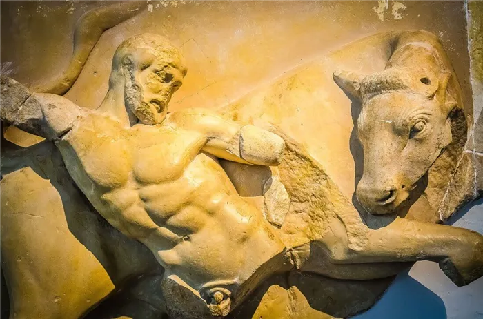 Геракл и критский бык, метопа из храма Зевса в Олимпии