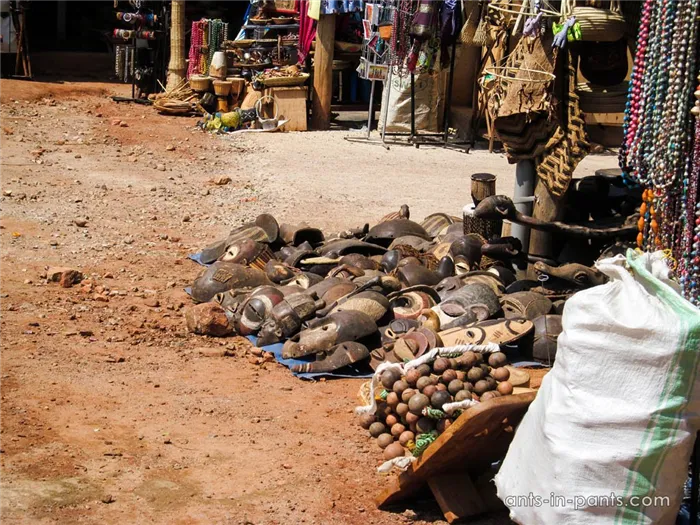 Аутентичный рынок в Кампале