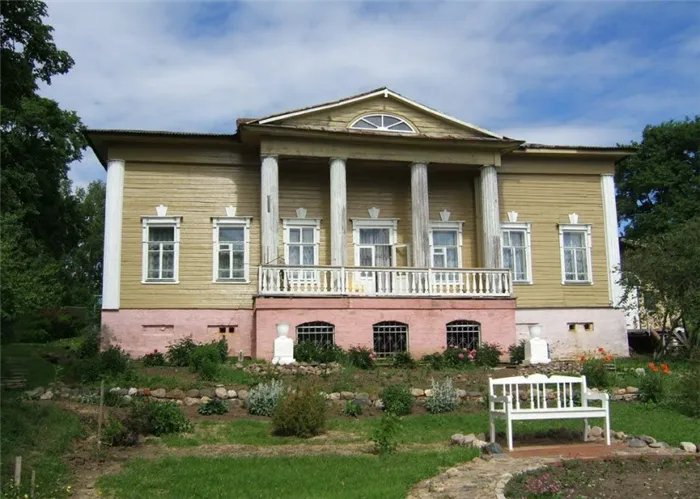 Музей-усадьба Зацепиных