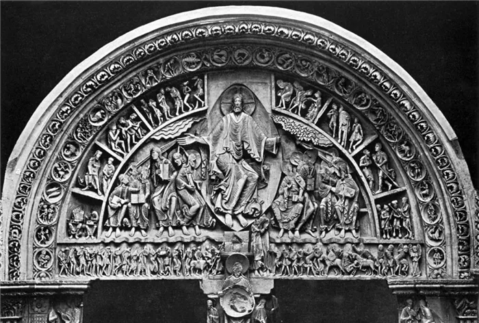 На рельефах романского стиля часто изображались сцены Библии