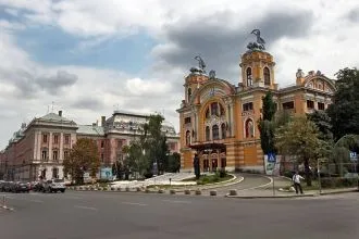 Национальный театр в Клуж-Напока, Румыни