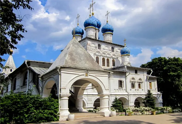 церковь казанской иконы божией матери в коломенском