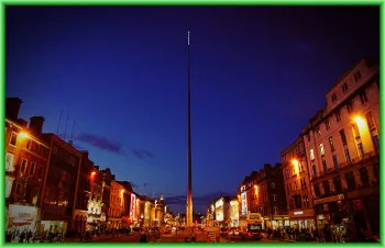 И не забудьте сделать фото на фоне Дублинской иглы