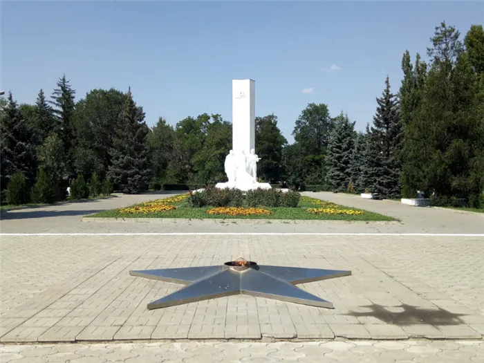 Мемориал героям Гражданской и Великой Отечественной войны
