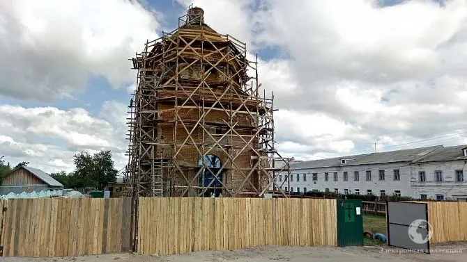 Успенская церковь в городе Карачев