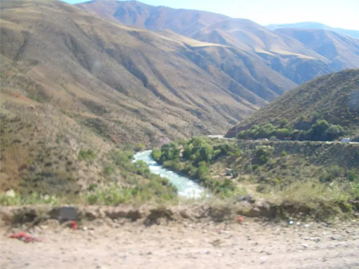 Река Чу в Боомском ущелье, Киргизия