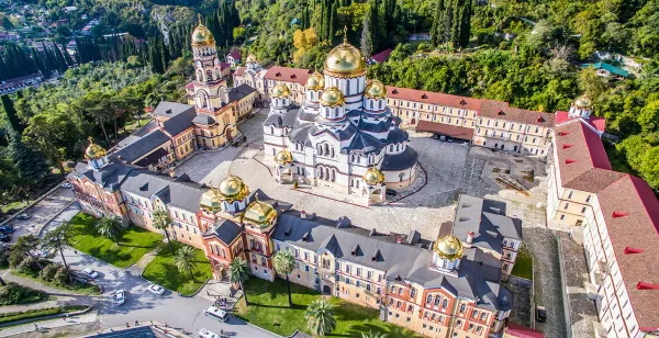 Новоафонский-монастырь-New-Athos-Monastery-Abkhazia-7879