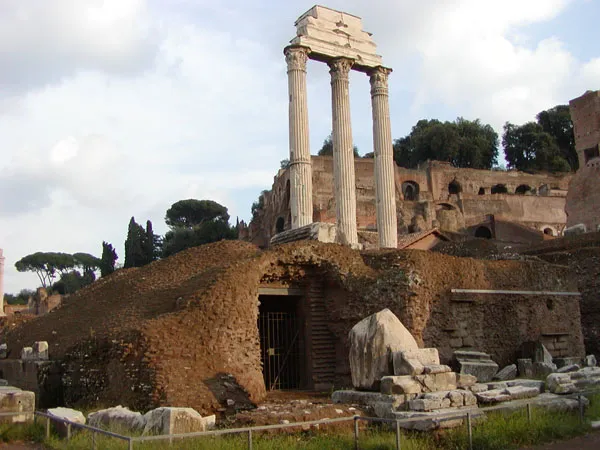 Римский форум - Храм Диоскуров