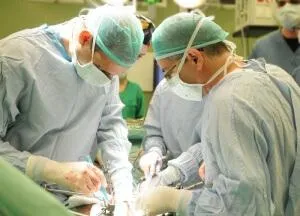 Хирургическая операция 