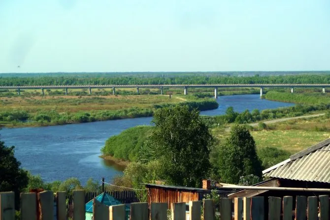 Туринск: вид на самый длинный мост на Среднем Урале